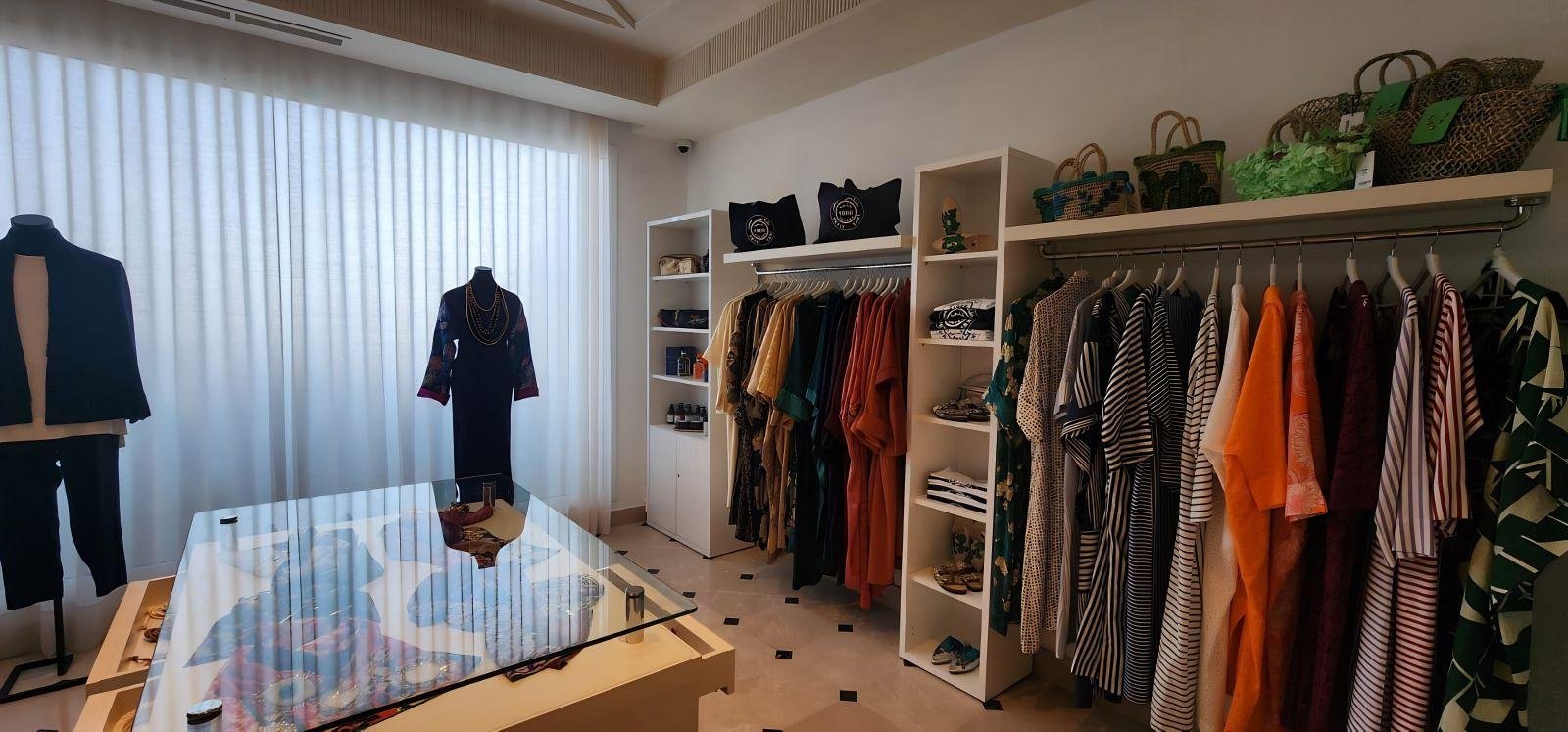 Lorem ipsum dolor sit amet, consectetur adipisicing elit,